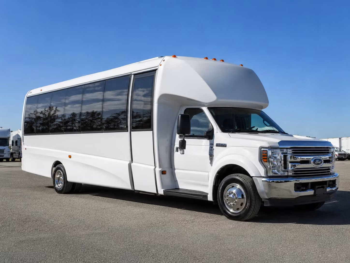 18 passenger minibus